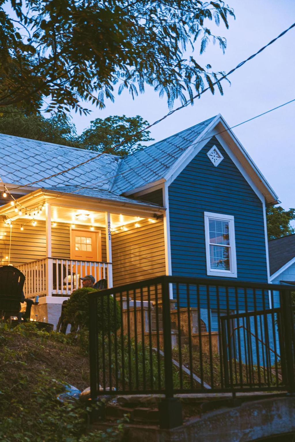 Historic Renovated 2Bd - Overlooking Downtown Knoxville Exterior photo